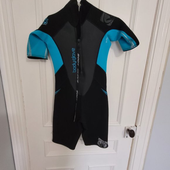 Body Glove women's wet suit, size 7/8 shorts surfing snorkel water sports swim - Picture 2 of 12